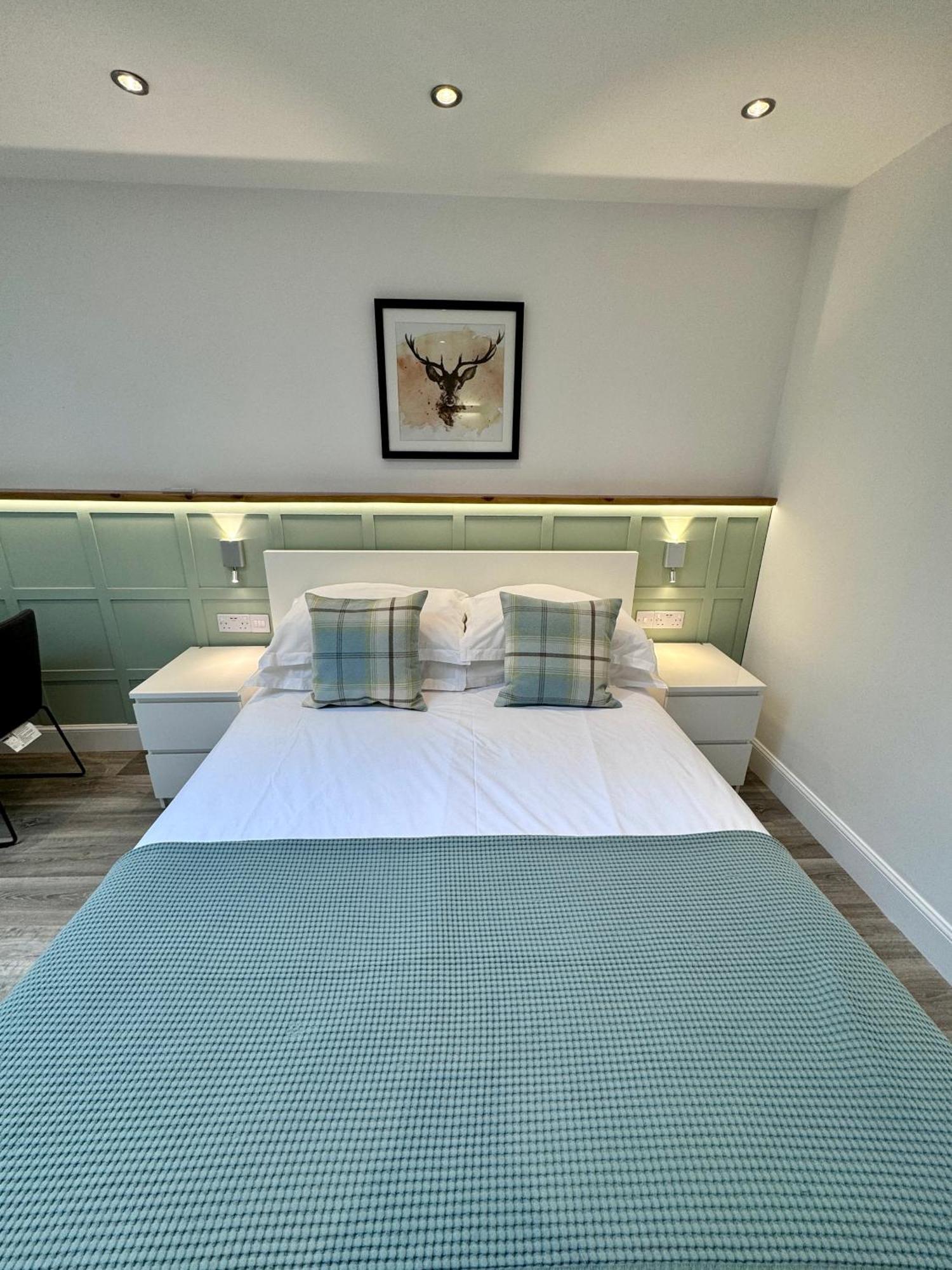 9 Sheraton Apartments Fort William Extérieur photo